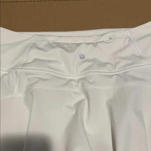 Athleta White Women's Shorts - Picture 4 of 10